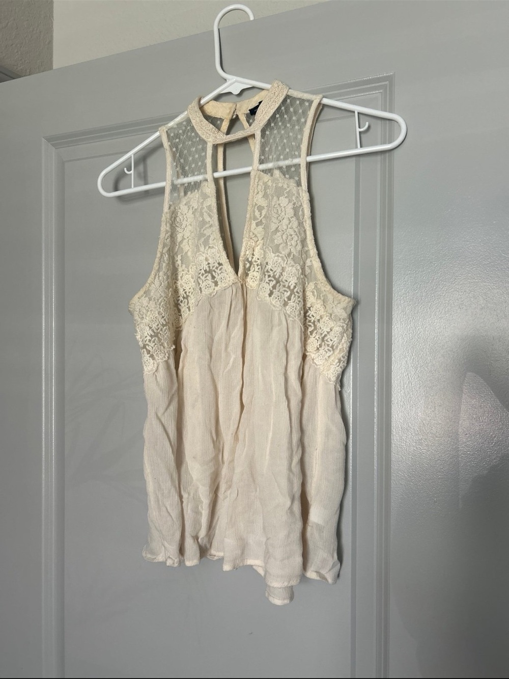 American Eagle Lace Top